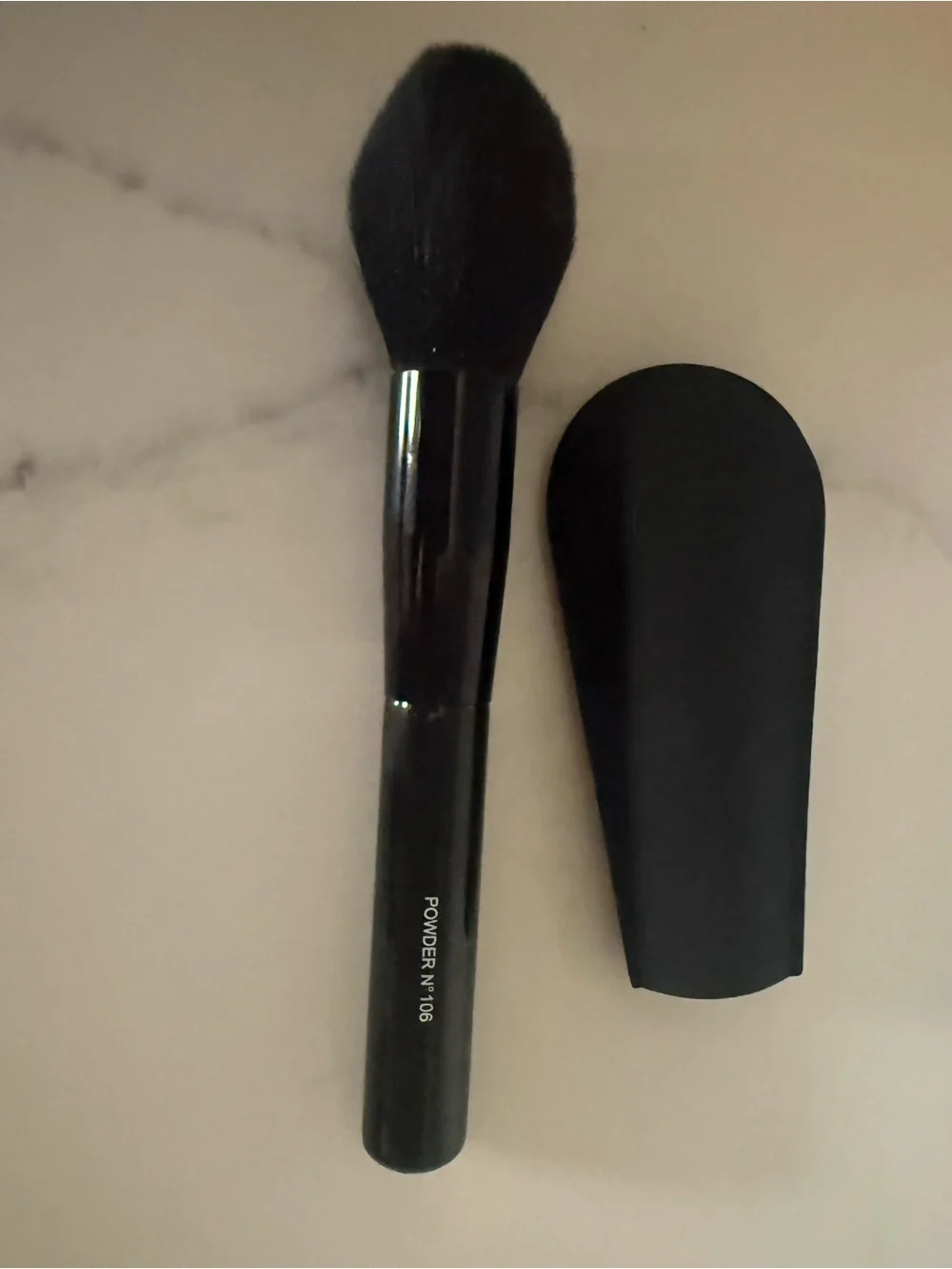 New CHANEL Powder Brush - Powder Nº106